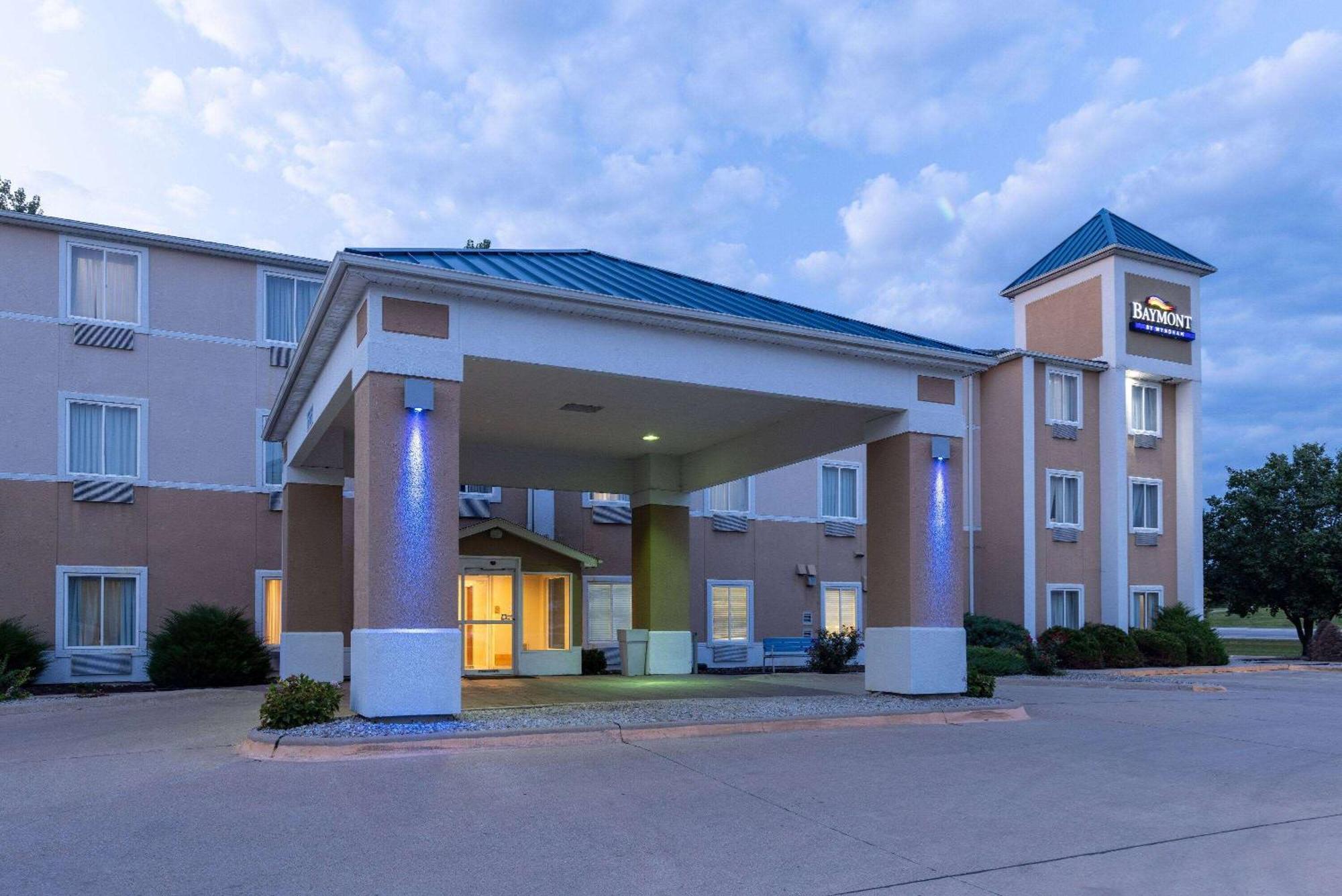 Baymont By Wyndham Kirksville University Area Dış mekan fotoğraf