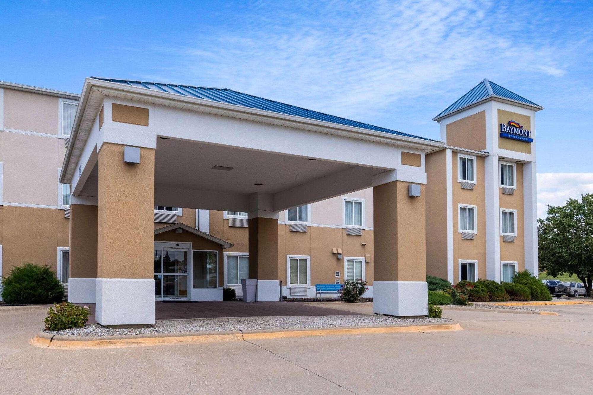 Baymont By Wyndham Kirksville University Area Dış mekan fotoğraf
